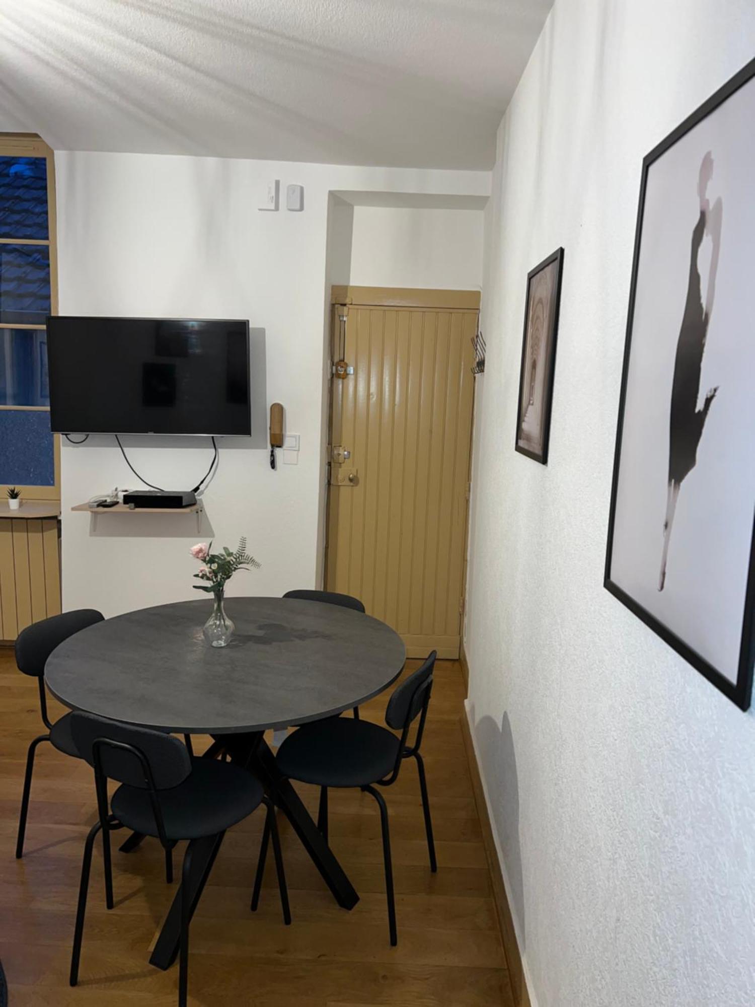 Appartement Dijon Le Zola, Avec Parking Prive Sur Demande Payant Sur Place Экстерьер фото