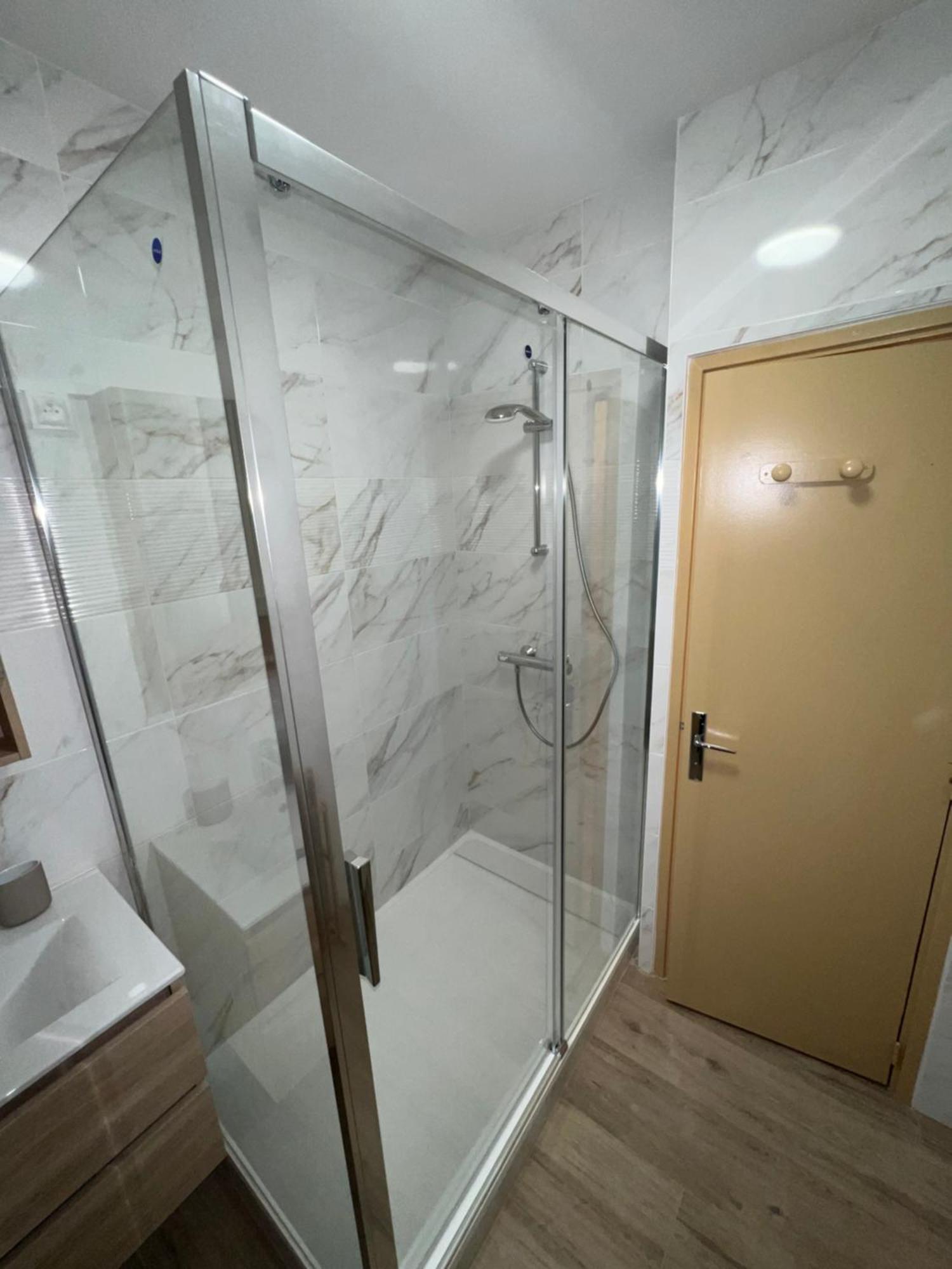 Appartement Dijon Le Zola, Avec Parking Prive Sur Demande Payant Sur Place Экстерьер фото