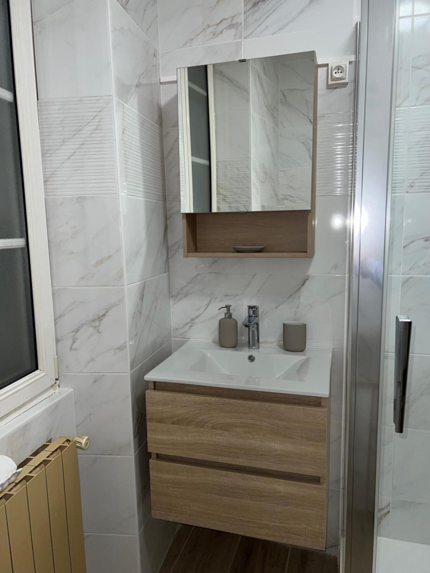 Appartement Dijon Le Zola, Avec Parking Prive Sur Demande Payant Sur Place Экстерьер фото