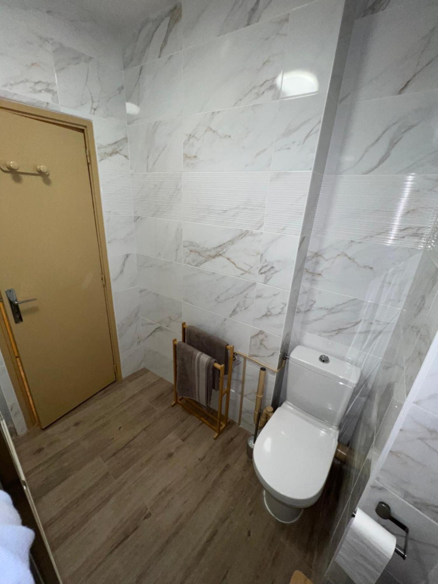 Appartement Dijon Le Zola, Avec Parking Prive Sur Demande Payant Sur Place Экстерьер фото